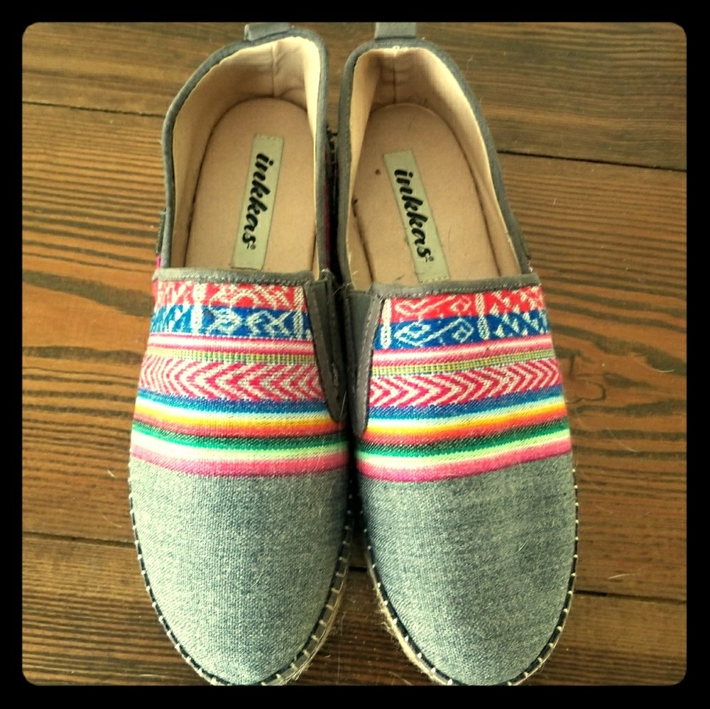Neon and Gray Inkkas Slip-Ons